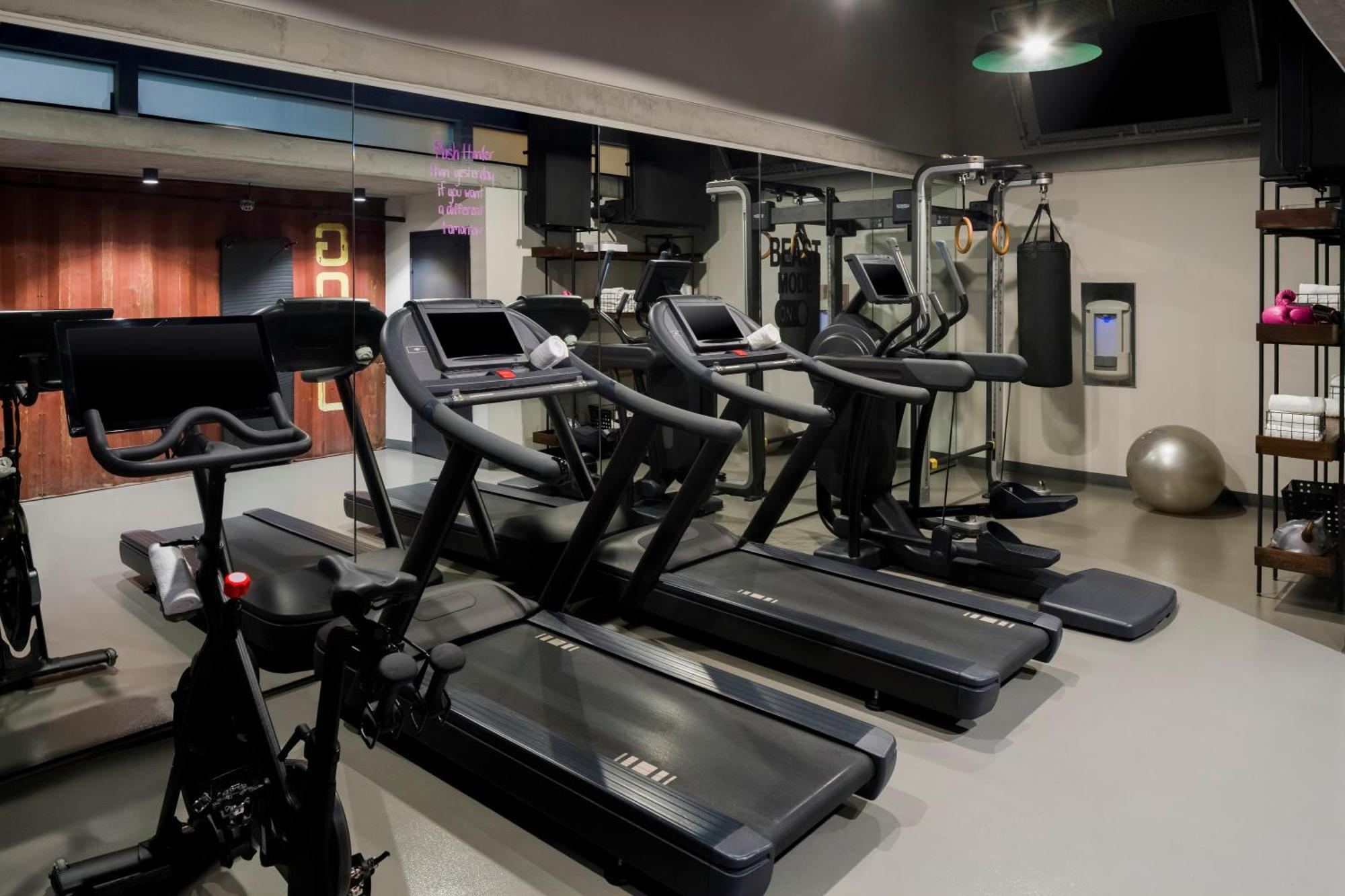 Moxy Gaslamp Quarter 4* San Diego